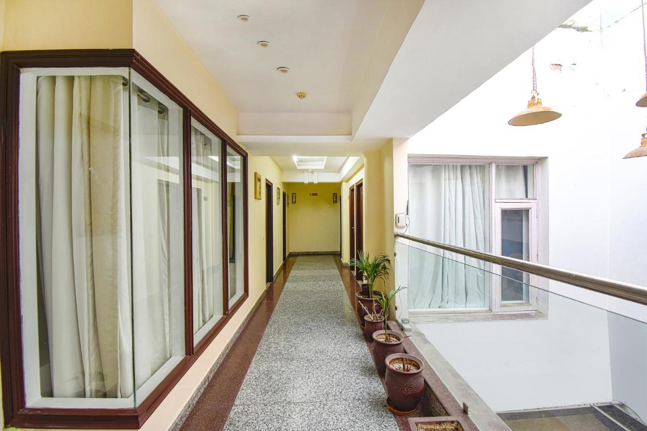 Fabhotel Comfort 35 Чандигарх Экстерьер фото